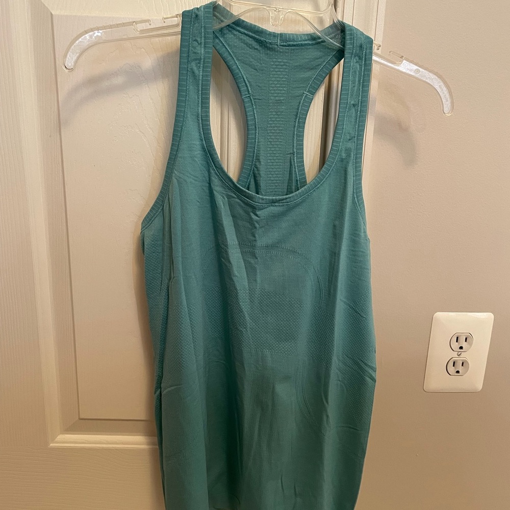 Lululemon Swiftly Tech Racerback Tank - Picture 2 of 3